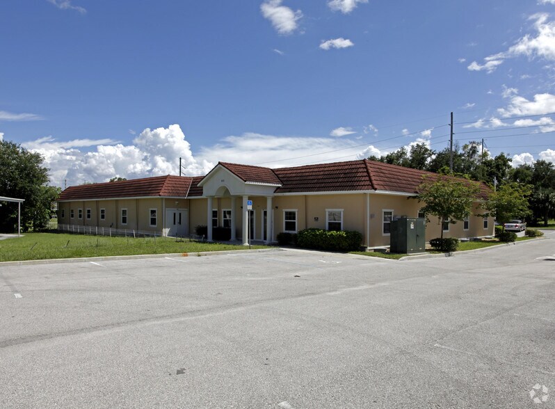 401 E North Blvd, Leesburg, FL for sale - Primary Photo - Image 1 of 9