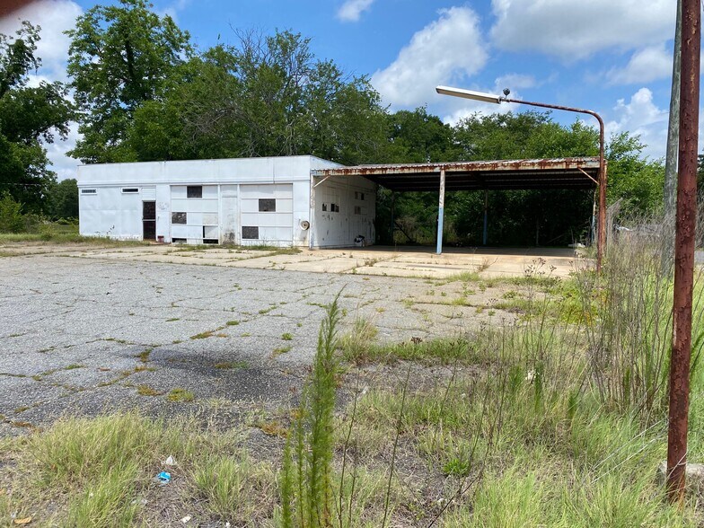 124 Bowens Mill Hwy, Fitzgerald, GA à vendre - Photo du bâtiment - Image 2 de 2