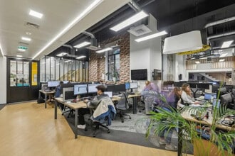 106-108 Rue La Boétie, Paris for lease Building Photo- Image 2 of 11