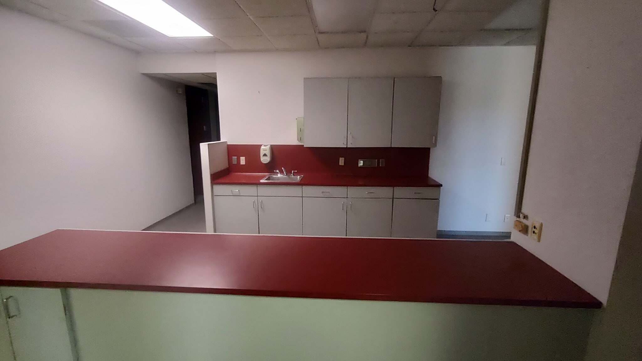 1228 N Logan St, Texas City, TX à louer Photo intérieure- Image 1 de 15