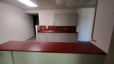 1228 N Logan St, Texas City, TX à louer Photo intérieure- Image 1 de 15