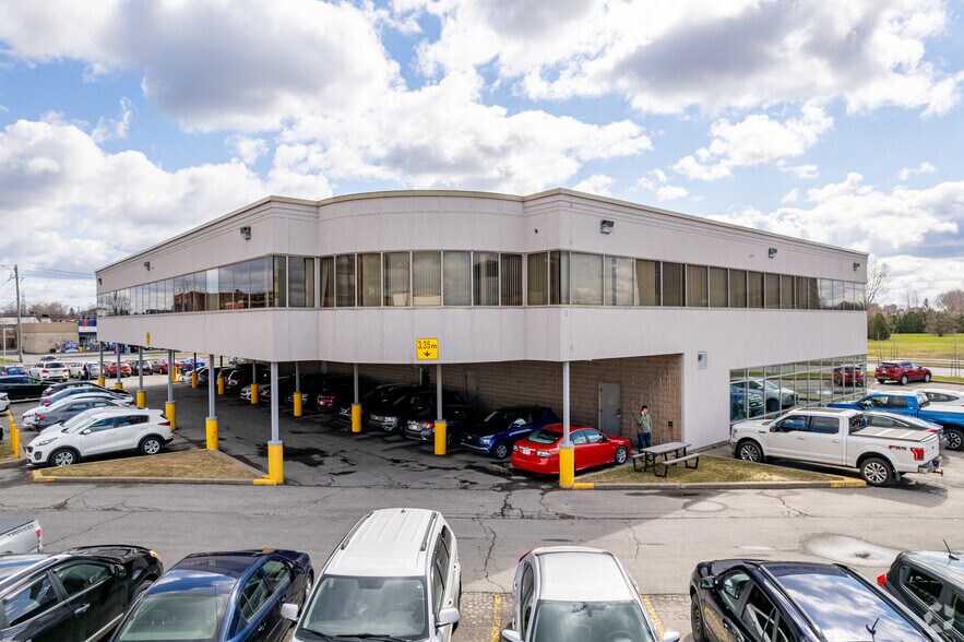 6205 Av Auteuil, Brossard, QC for lease - Building Photo - Image 3 of 8