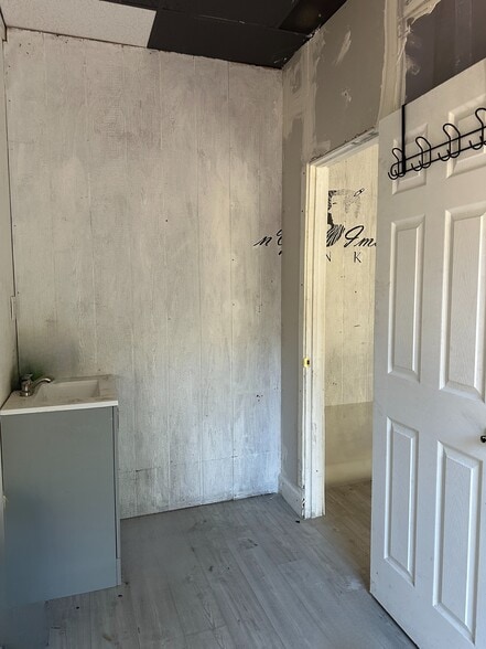 2470 Berryessa Rd, San Jose, CA for lease - Building Photo - Image 2 of 13