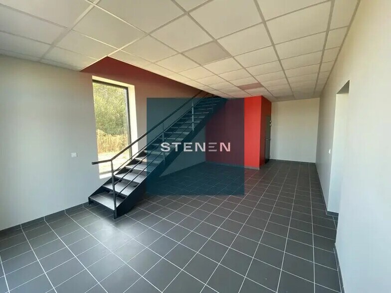 Route De Martigues, Marignane à vendre - Photo du bâtiment - Image 3 de 15