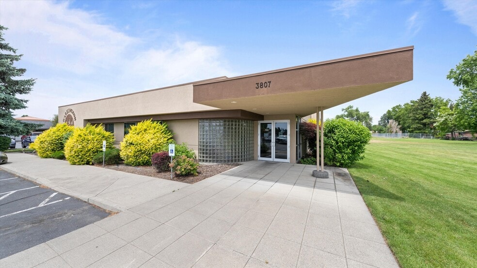 3807 W Court St, Pasco, WA for sale - Building Photo - Image 1 of 34