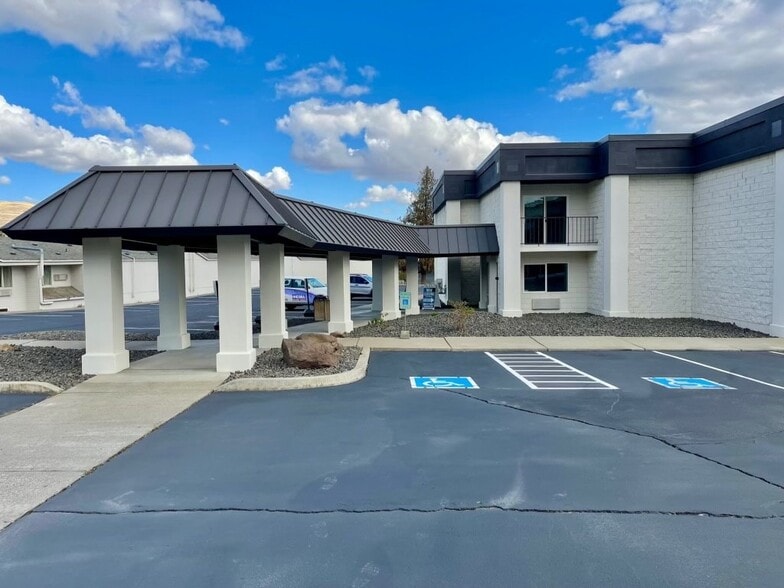 9 N 9th St, Yakima, WA for lease - Building Photo - Image 1 of 16