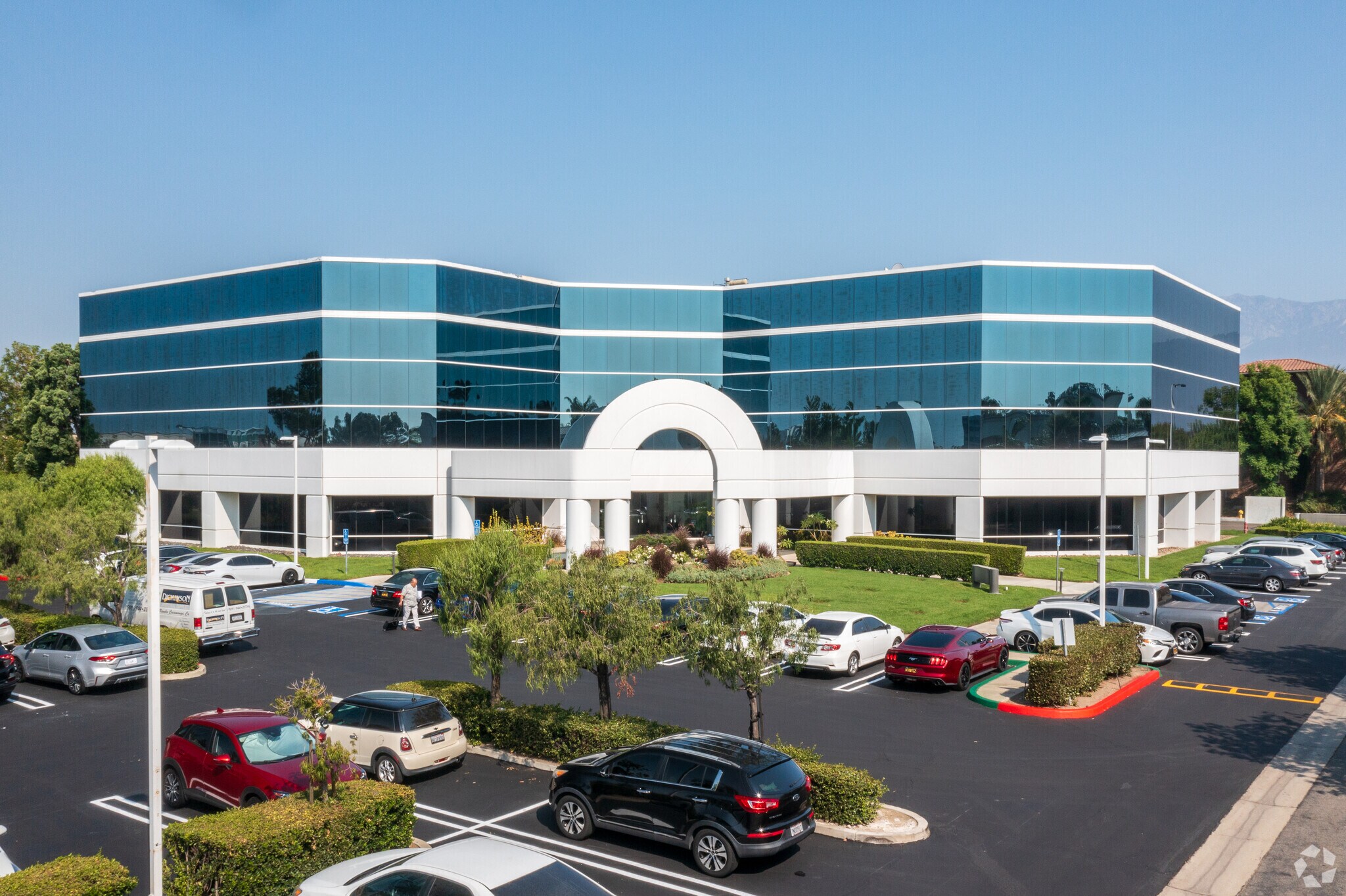 3350 Shelby St, Ontario, CA for lease Building Photo- Image 1 of 16