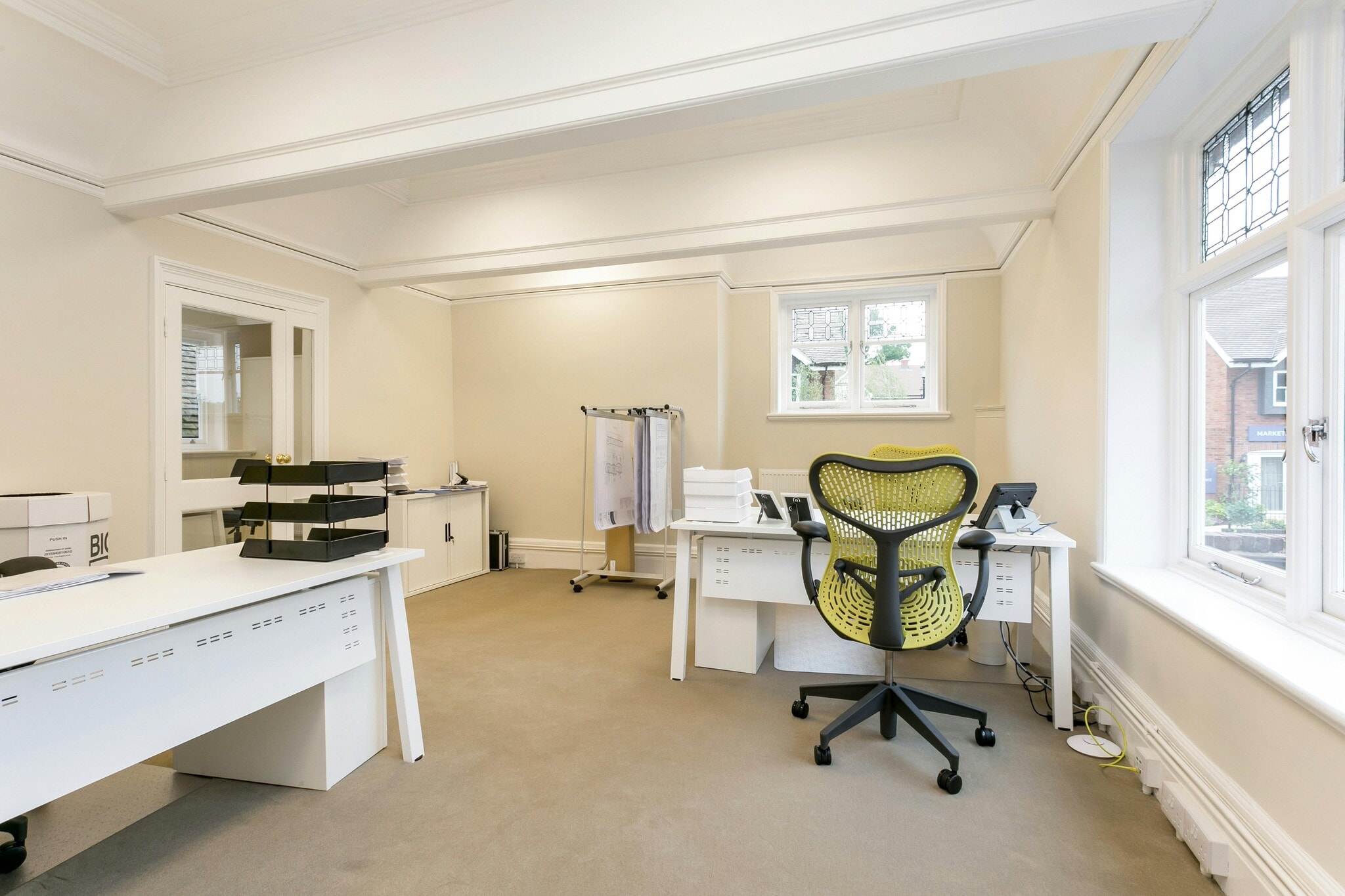 Amersham Rd, High Wycombe for lease Interior Photo- Image 1 of 7