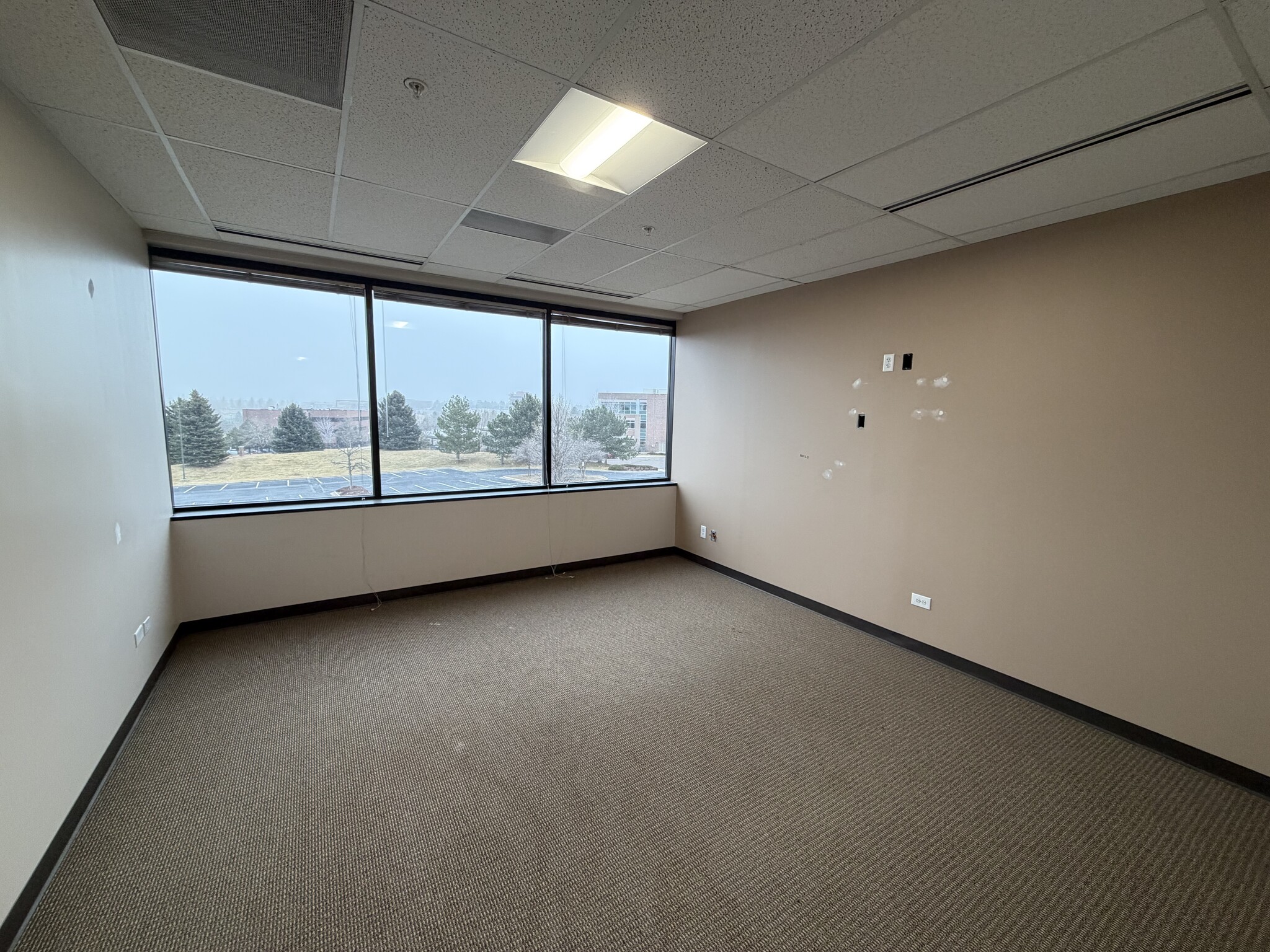 6377 S Revere Pky, Centennial, CO for lease Interior Photo- Image 1 of 5