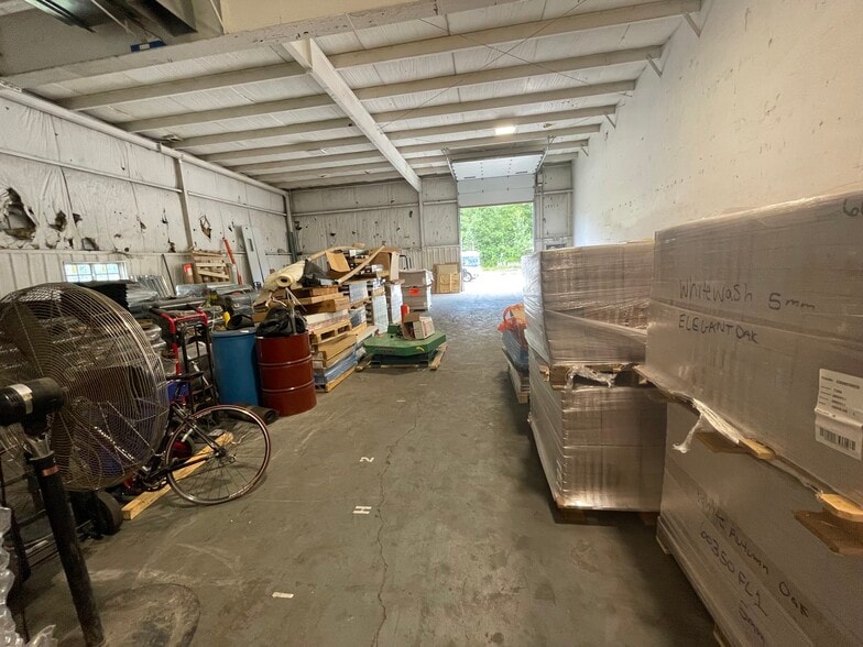 35-37 Commerce Dr, Carmel, NY for sale - Interior Photo - Image 2 of 9