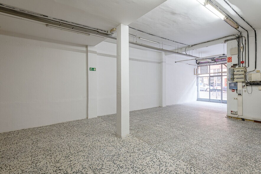 Calle de José María Pereda, 52, Madrid, Madrid for lease - Building Photo - Image 3 of 11