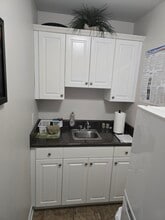 120 Renaissance Cir, Mauldin, SC for lease Interior Photo- Image 2 of 5