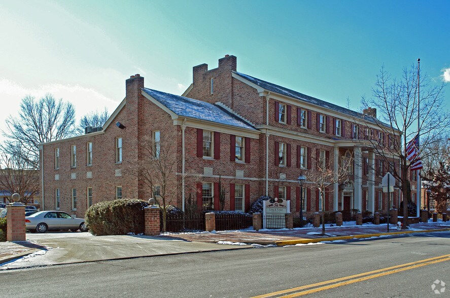 56 Haddon Ave, Haddonfield, NJ à louer - Photo du bâtiment - Image 3 de 4