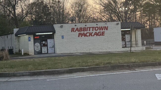 Plus de détails pour 2318 Old Cornelia Hwy, Gainesville, GA - Commerce de détail à vendre