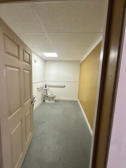 2493 Broad Ave, Memphis, TN à vendre - Photo du bâtiment - Image 3 de 14