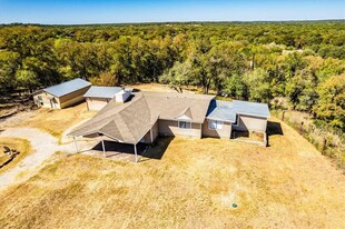 1701 N Farm to Market 1626, Buda TX - Garderie