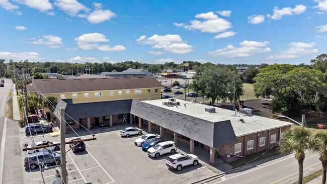 Plus de détails pour 5801-5841 Dahlia Dr, Orlando, FL - Bureau à vendre