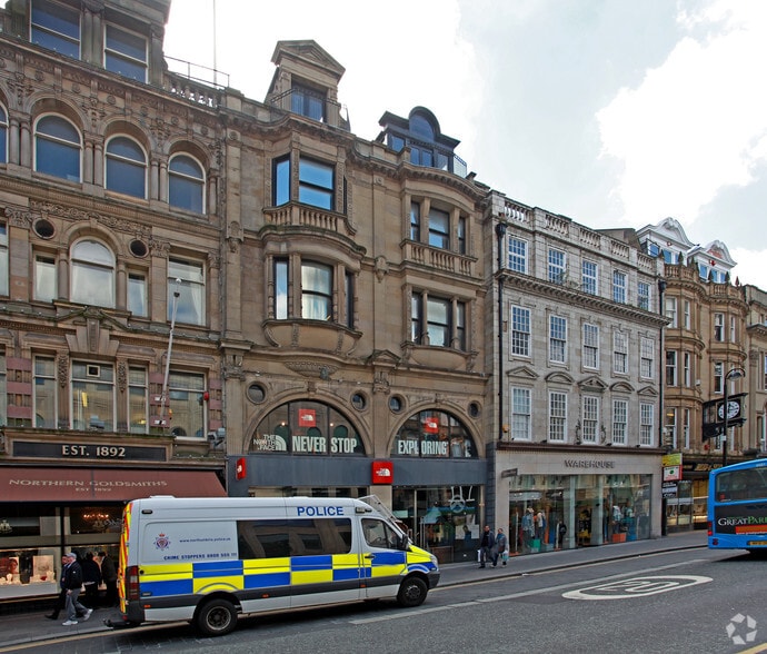 9-15 Blackett St, Newcastle Upon Tyne for lease - Building Photo - Image 2 of 2
