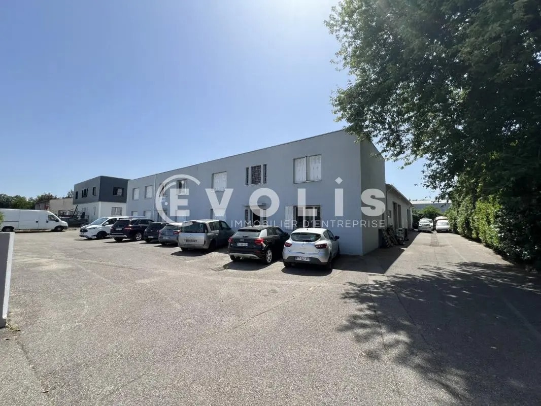 3 Rue Jean Macé, Saint-Symphorien-d'Ozon for lease Primary Photo- Image 1 of 24