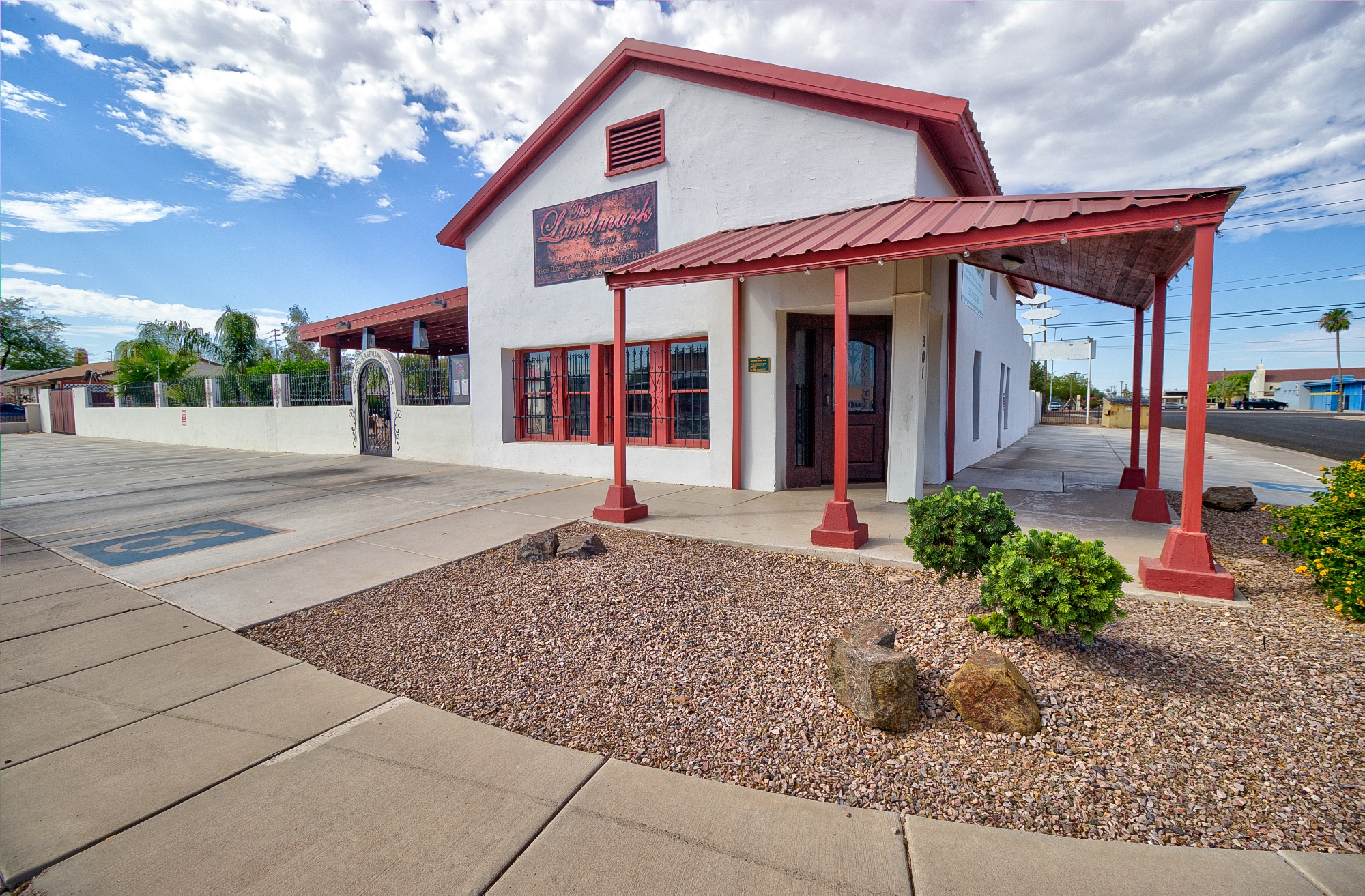 301 N Picacho St, Casa Grande, AZ à vendre Photo du bâtiment- Image 1 de 46