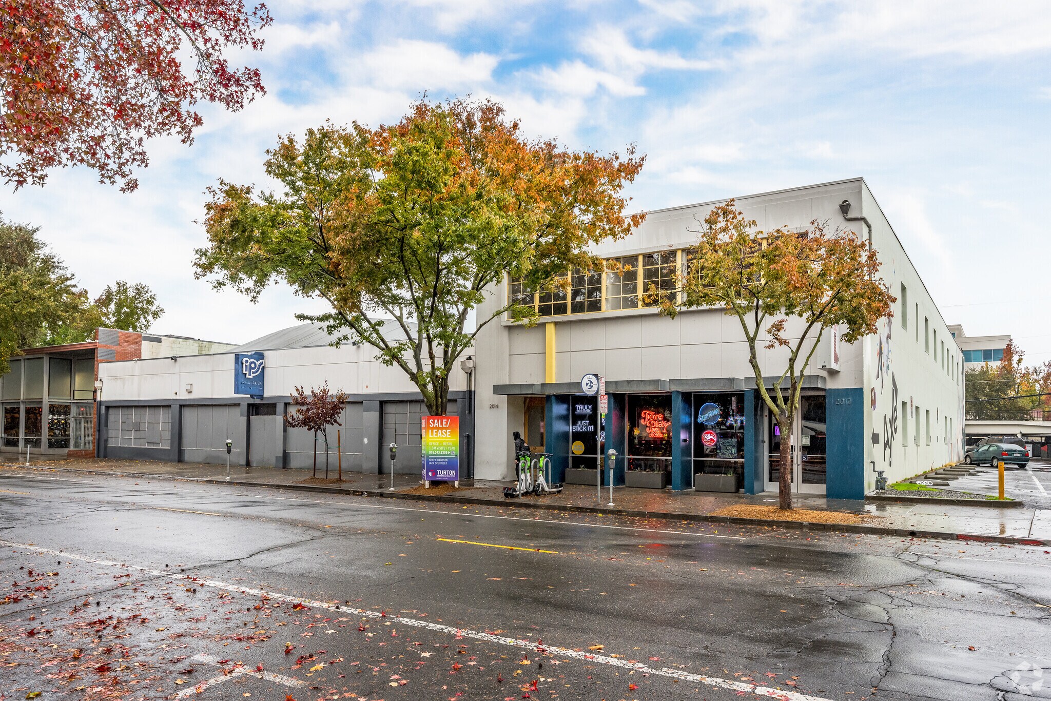 2010-2012 K St, Sacramento, CA à louer Photo principale- Image 1 de 5