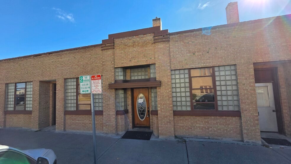 552 N Capital Ave, Idaho Falls, ID for lease - Primary Photo - Image 1 of 15