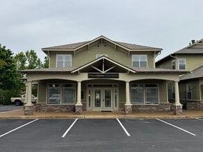 6253 Goodman Rd, Olive Branch, MS for lease Interior Photo- Image 1 of 9