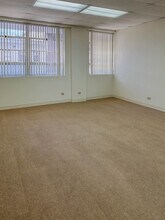 90 N King St, Honolulu, HI for lease Interior Photo- Image 2 of 2