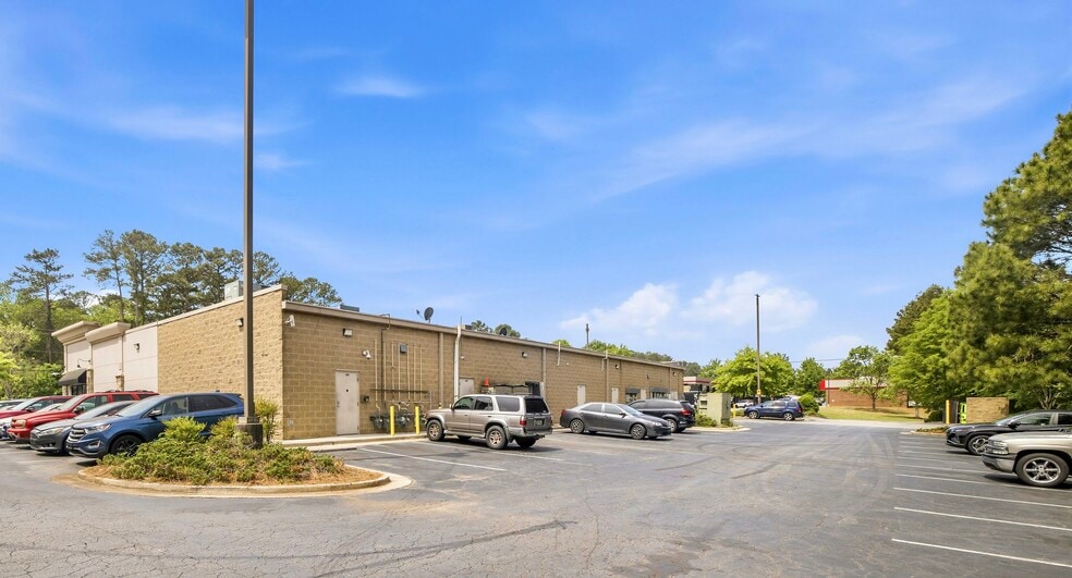 5248 N Henry Blvd, Stockbridge, GA for lease - Building Photo - Image 3 of 9