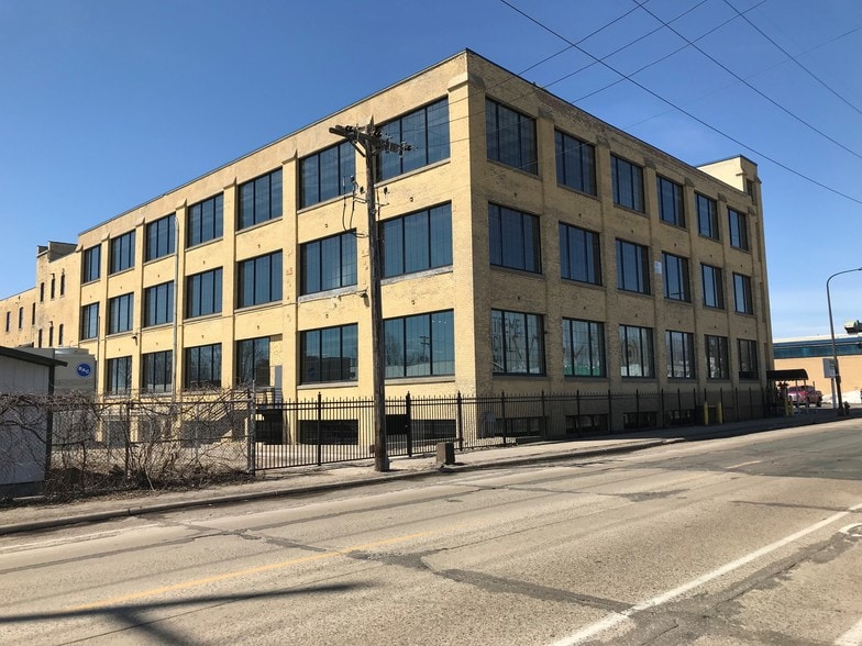 755 Prior Ave N, Saint Paul, MN for lease - Building Photo - Image 1 of 5