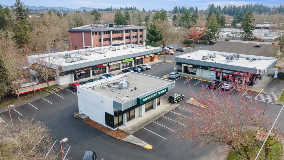 8166 SW Hall Blvd, Beaverton, OR for sale - Primary Photo - Image 1 of 8