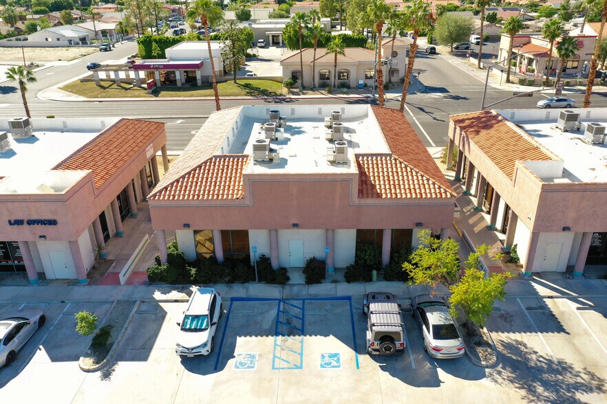 68828 Ramon Rd, Cathedral City, CA à louer - Photo du bâtiment - Image 2 de 10