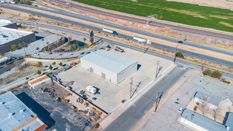 530 Victor St, Barstow, CA à louer - Photo du bâtiment - Image 2 de 3