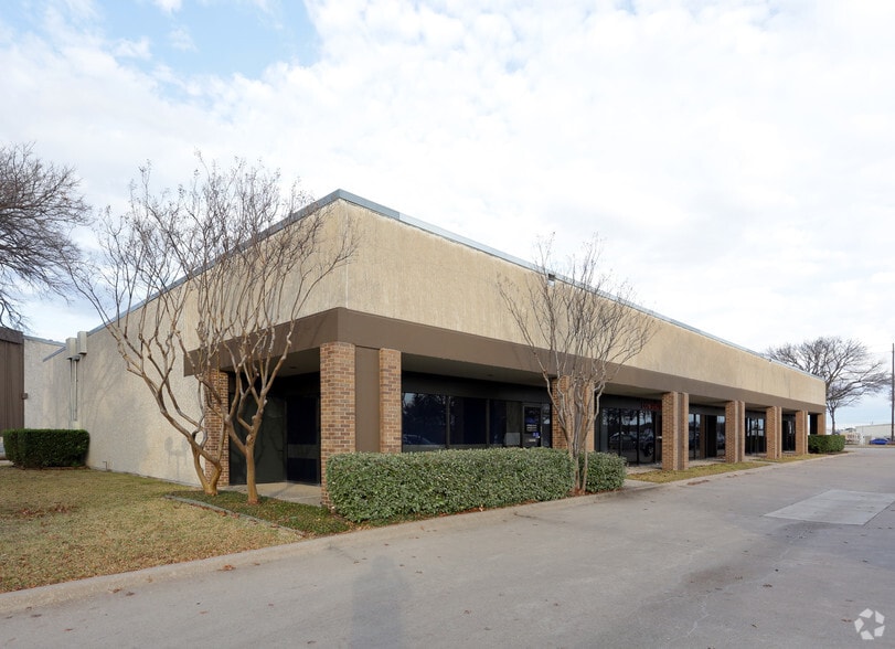 10338-10382 Miller Rd, Dallas, TX for lease - Building Photo - Image 3 of 9