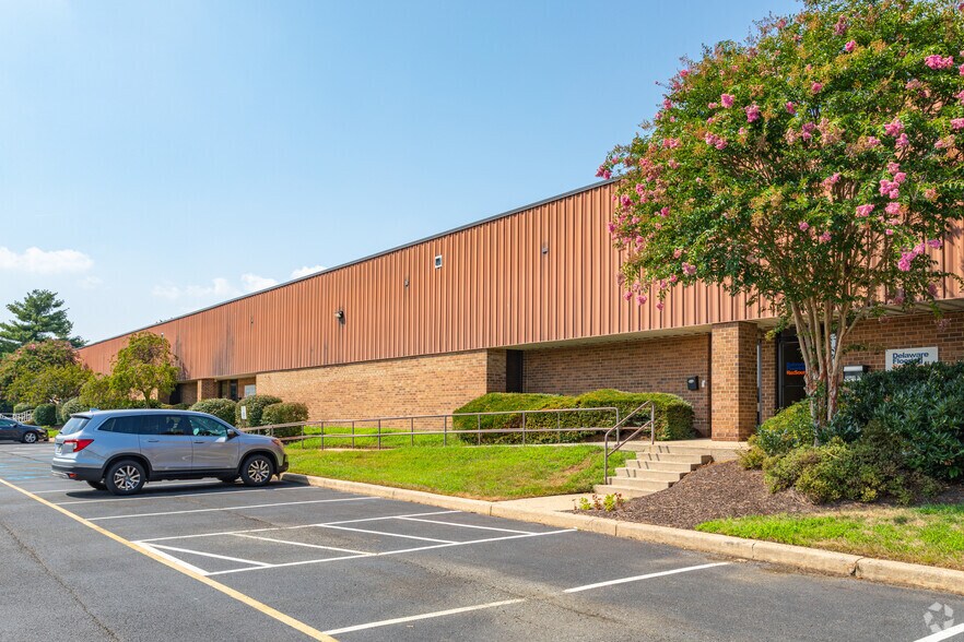 259 Quigley Blvd, New Castle, DE à louer - Photo principale - Image 1 de 5