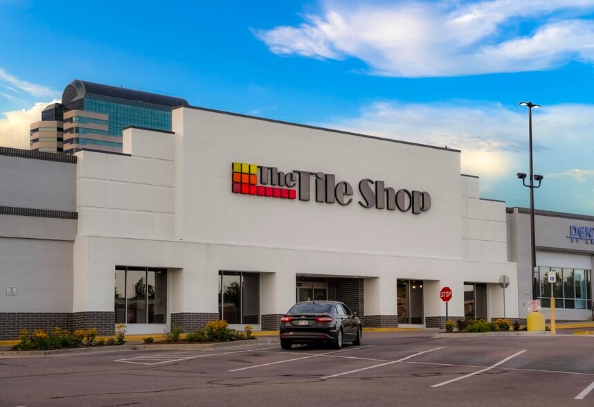 8525-8575 E Arapahoe Rd, Englewood, CO for lease - Building Photo - Image 2 of 20