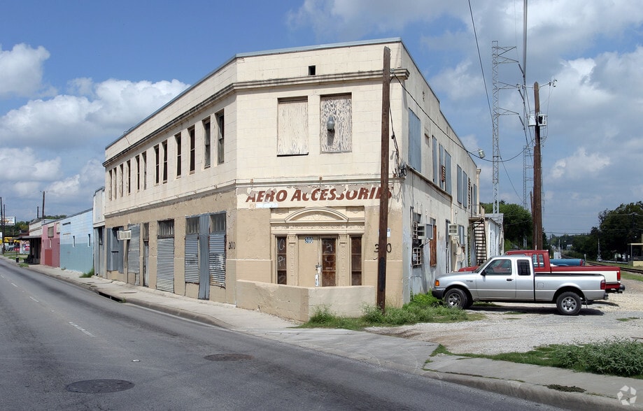300 Fredericksburg Rd, San Antonio, TX à louer - Photo du bâtiment - Image 2 de 10