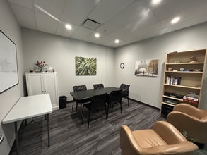 601 6th St, New Westminster, BC for lease Interior Photo- Image 2 of 7