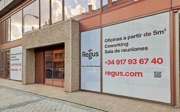 Calle de Juan Ignacio Luca de Tena, 1, Madrid, Madrid for lease Building Photo- Image 1 of 23