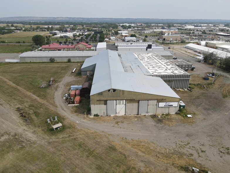 2450 S 32nd St, Billings, MT for sale - Building Photo - Image 1 of 27