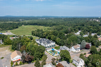 140 N Franklin St, Holbrook, MA - Aérien  Vue de la carte