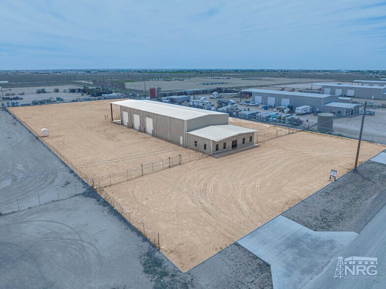 2810 County Rd 130 rd, Midland, TX à louer - Photo du bâtiment - Image 3 de 12
