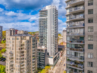 Plus de détails pour 813-823 Carnarvon St, New Westminster, BC - Multi-résidentiel à vendre