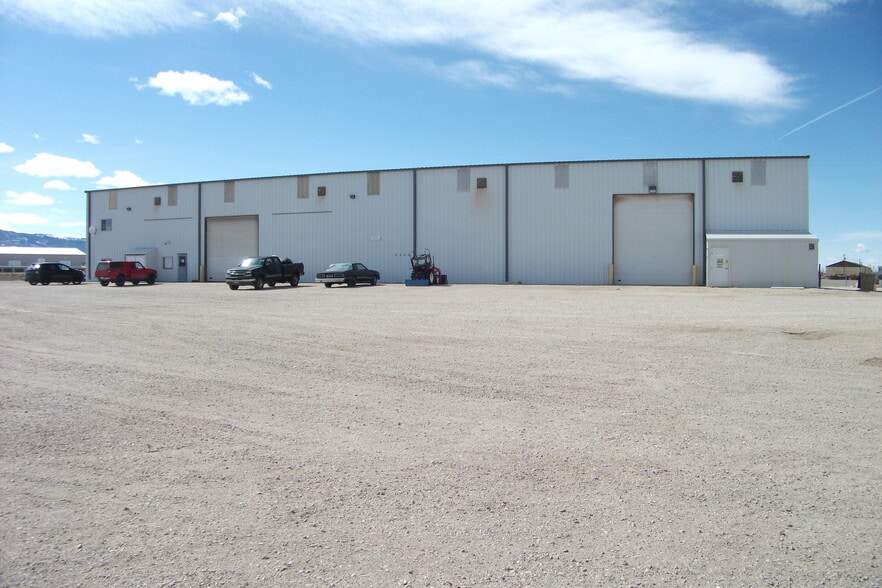 187 Gusher st, Evansville, WY for lease - Building Photo - Image 3 of 5