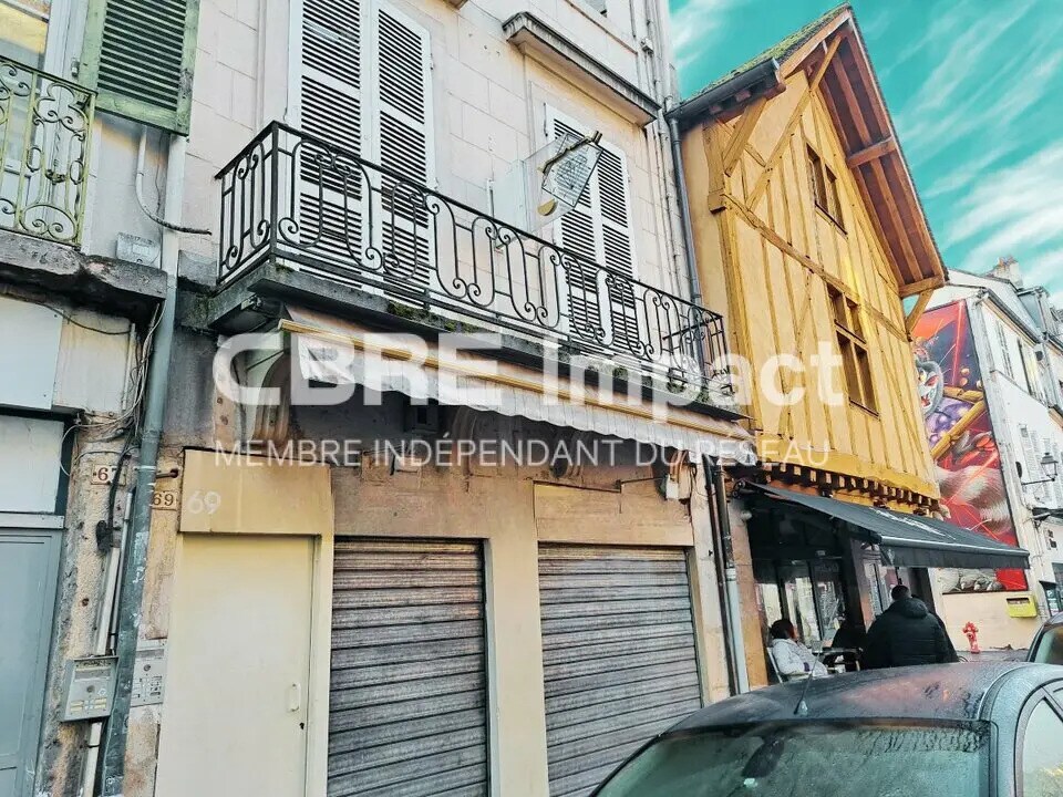 Retail in Dijon for lease Primary Photo- Image 1 of 5