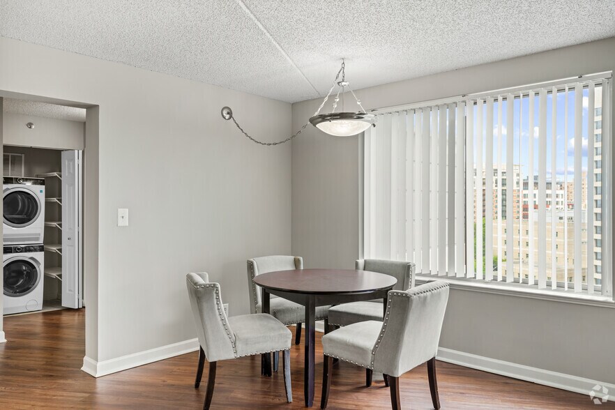 1400 E West Hwy, Silver Spring, MD à louer - Photo intérieure - Image 3 de 34