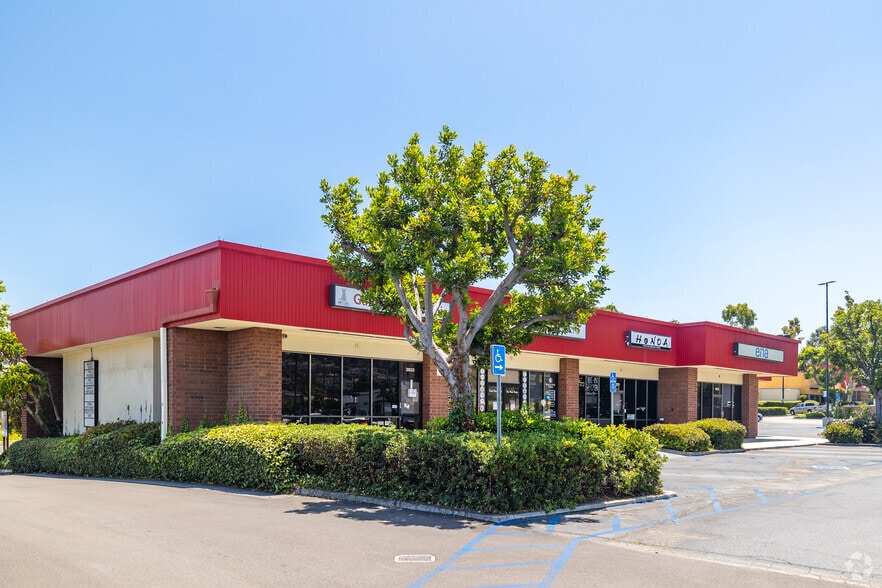 3617-3633 Pacific Coast Hwy, Torrance, CA for lease - Building Photo - Image 3 of 5