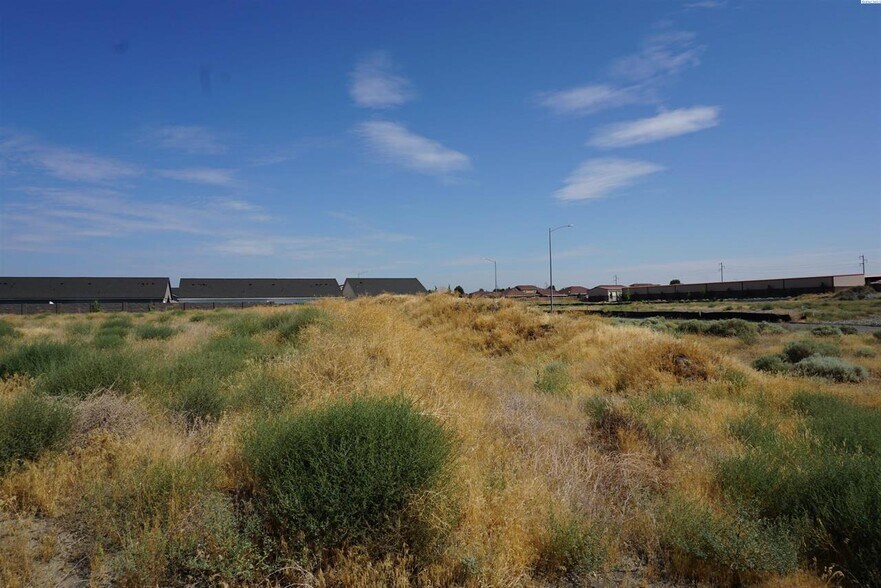 Lot 8 and 9 Midland Lane, Pasco, WA à vendre - Photo du bâtiment - Image 2 de 7