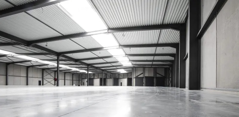 Flex in Le Mesnil-Amelot for lease Building Photo- Image 1 of 11