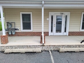 8709 Brooks Dr, Easton, MD à louer Photo du bâtiment- Image 1 de 7